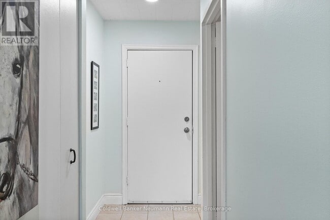 Building Photo - 105-105 Conroy Crescent