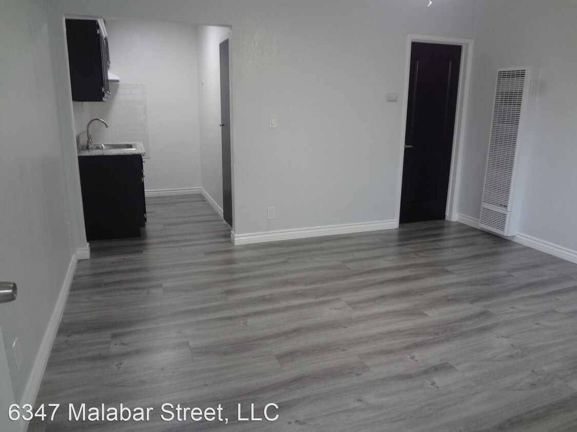 Primary Photo - 6347 Malabar St