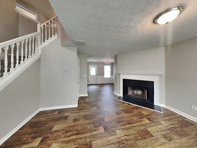 Building Photo - 2340 Brookgate Way