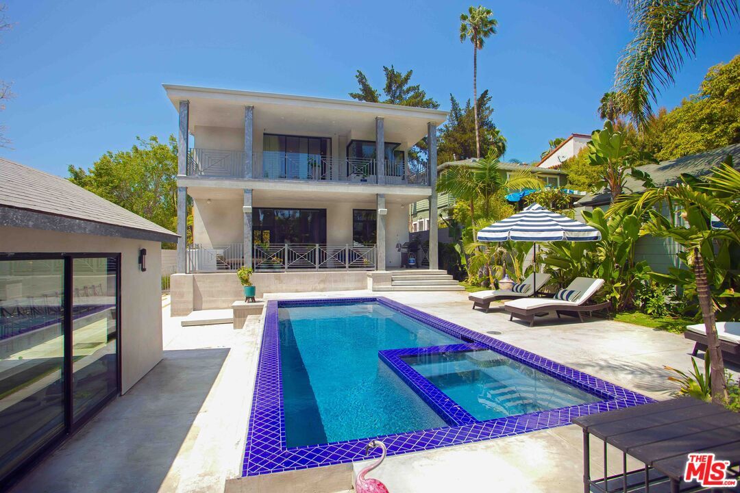 Foto principal - 1724 N Sierra Bonita Ave