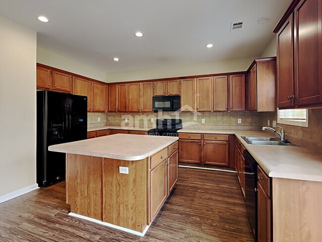 Foto del edificio - 108 Jordan Crest Ct