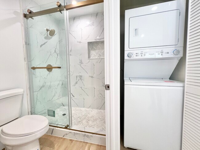 Foto del edificio - 6719 Beverly Blvd