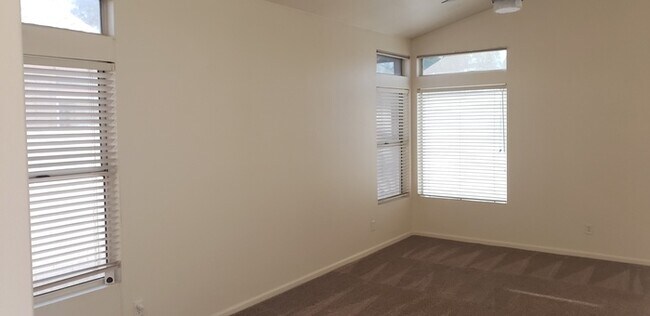 Foto del edificio - Complete Tempe Remodel!
