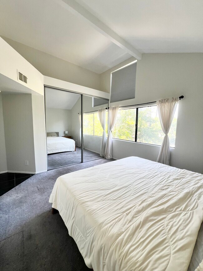 Foto del edificio - 13115 Le Parc Blvd