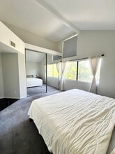Building Photo - 13115 Le Parc Blvd
