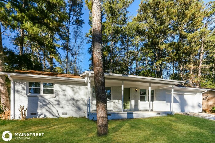 Primary Photo - 3648 Stanford Cir, Decatur, GA 30034