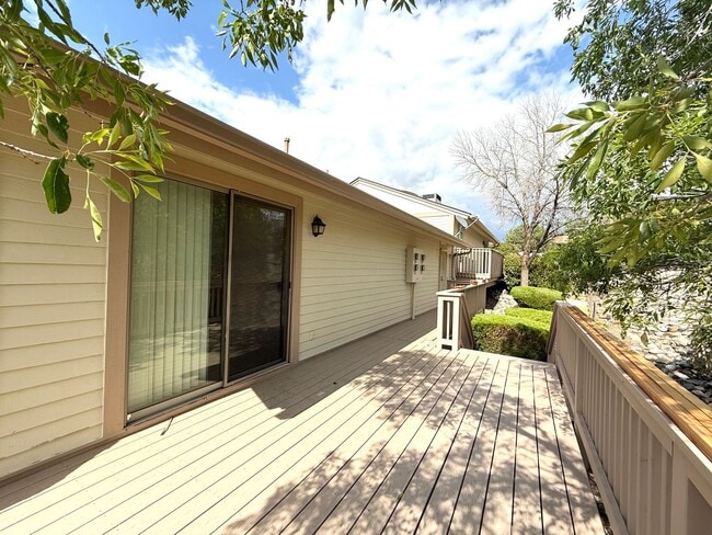 Building Photo - Great condo in Prescott!