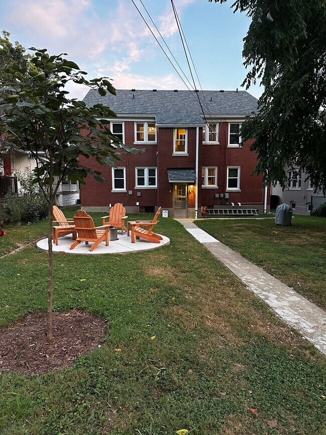 Foto del edificio - 2121 Maryland Ave