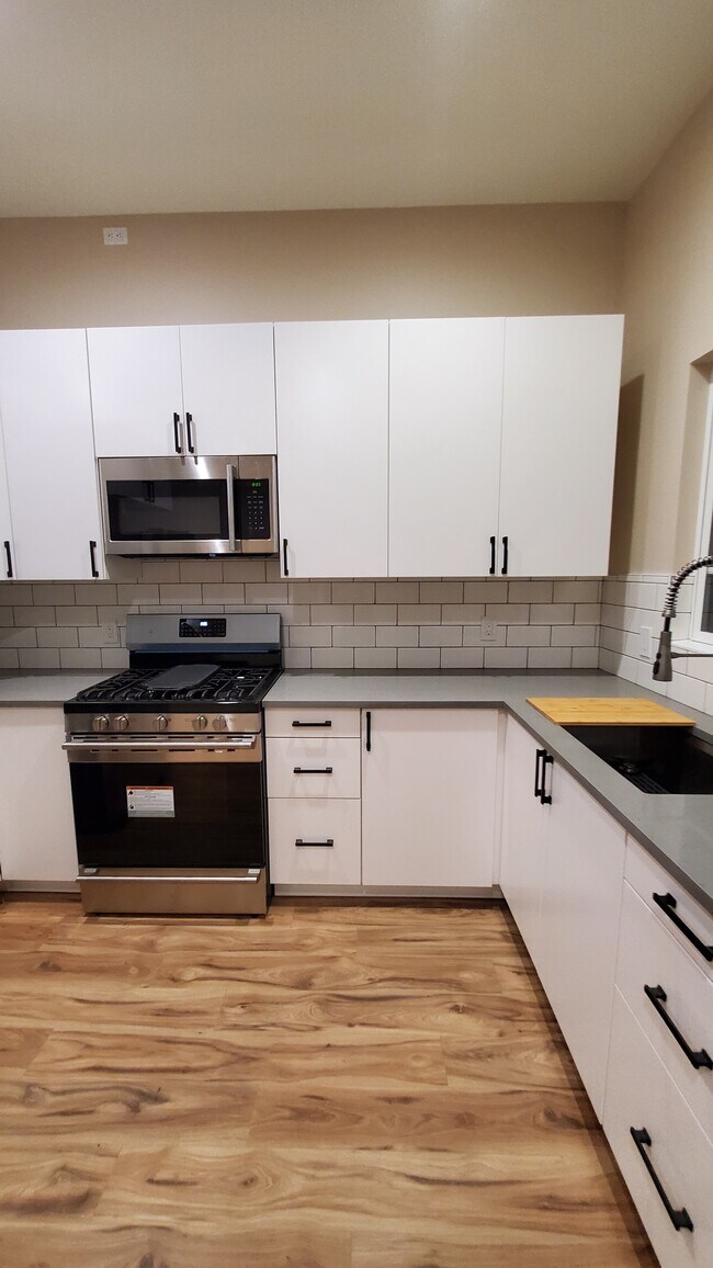 Foto del edificio - 11459 Broadmead St