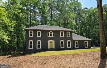 Building Photo - 260 Greenfield Cir