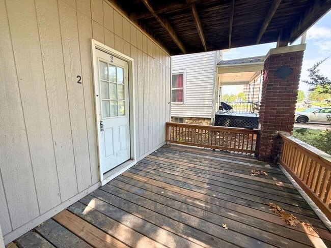 Building Photo - 1255 SW Tyler St