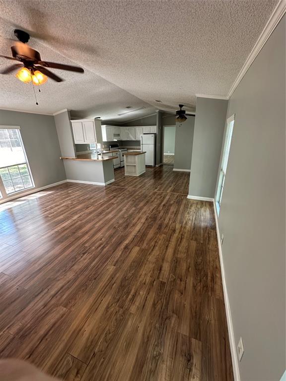 Foto del edificio - 4809 Felscher Ln