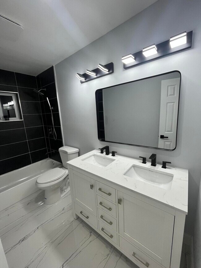 Foto del edificio - 1720 SW 13th St