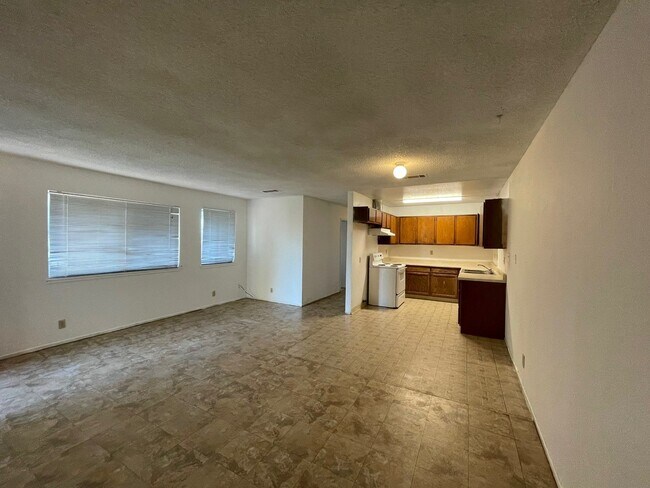 Building Photo - 7638 24th St