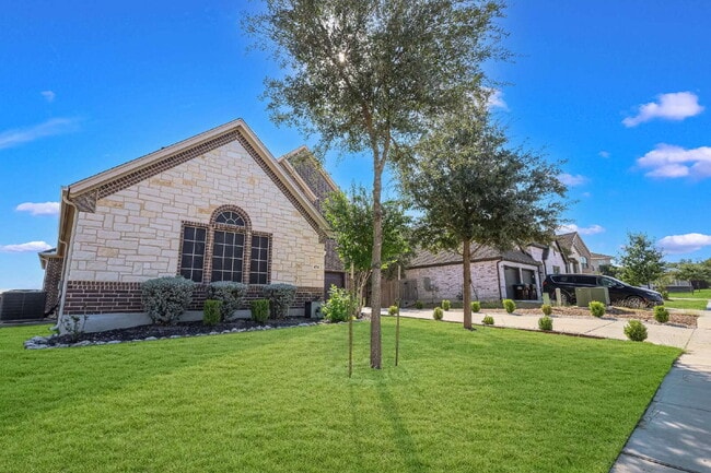 Photo - Beautiful 4-Bedroom Home in Stevens Ranch – Walking Distance to Northside ISD Schools!