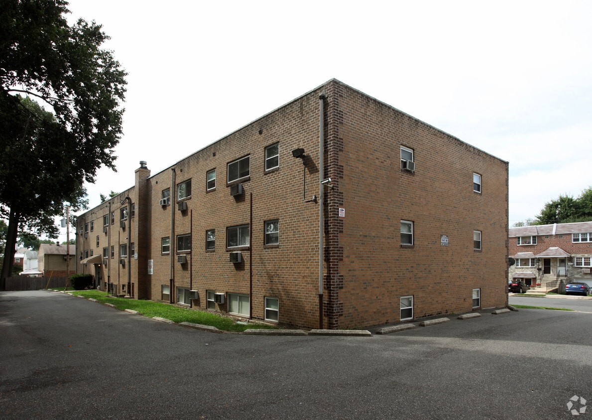 Building Photo - Pearson Court Apartments