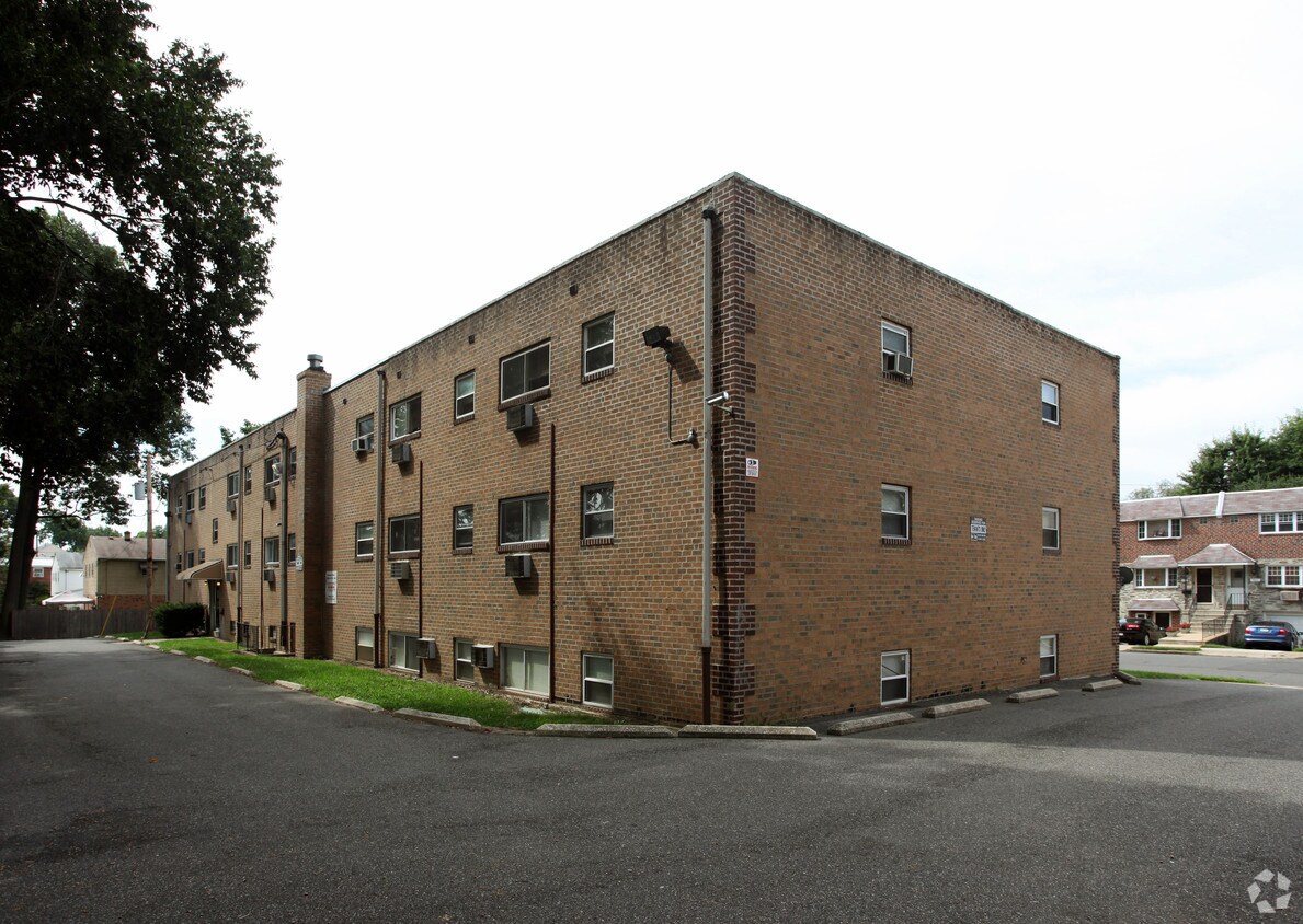 Foto del edificio - Pearson Court Apartments