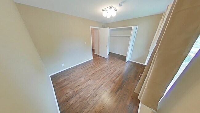 Foto del edificio - "3-Bedroom Gem with 1.5 Baths on Talbot St...