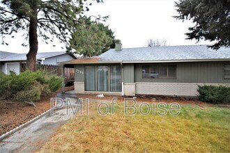 Building Photo - 7201 W Amity Rd