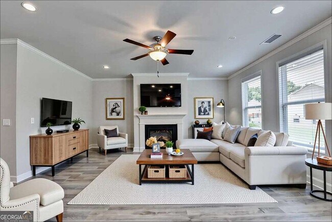 Foto del edificio - 7309 Yewtree Dr
