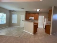 Foto del edificio - 3852 Roxfield Dr NE