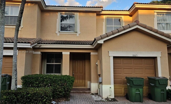 Photo - 1005 NE 42nd Ave Townhome
