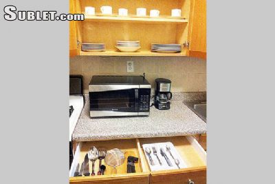 Building Photo - 1073 Grant Ave