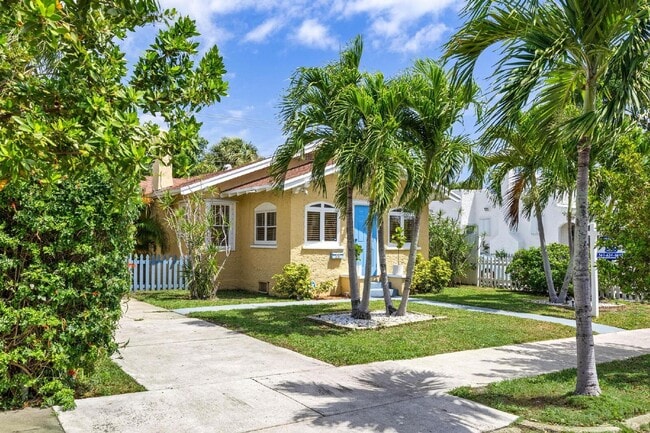 Charming 2-Bed With Backyard Oasis In West Palm Beach! - Charming 2-Bed With Backyard Oasis In West Palm Beach! House
