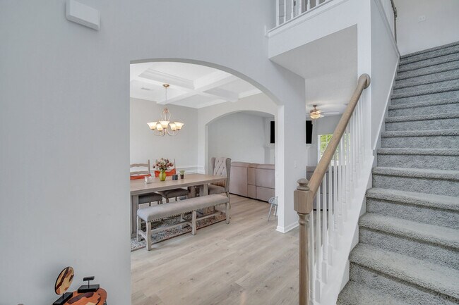 Foto del edificio - 430 Summerhill Dr NE