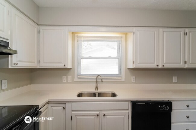 Foto del edificio - 217 Woodland Dr