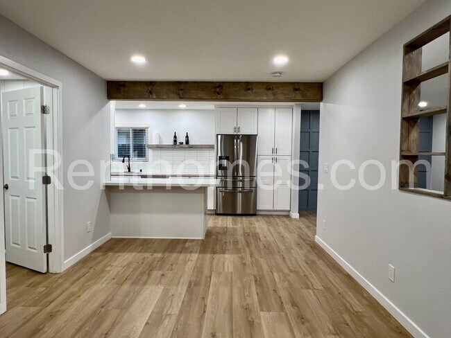Building Photo - Santee, 8006 Linen Dr, Rmdld, Luxury Vinyl...