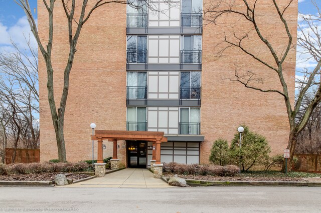 Foto principal - 5800 Oakwood Dr