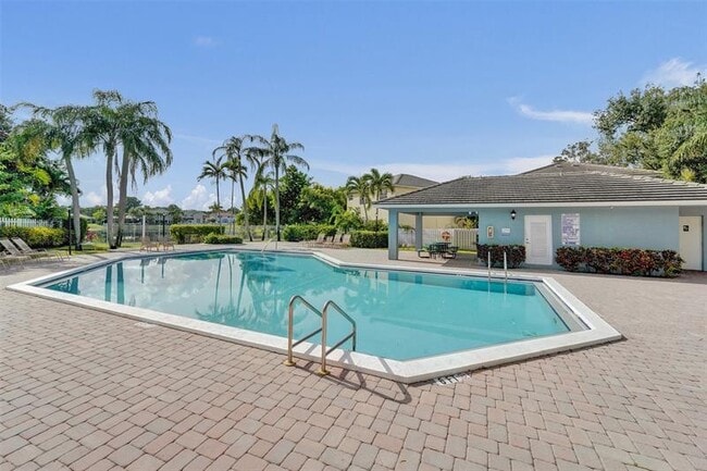 Building Photo - 9836 NW 9th Ct
