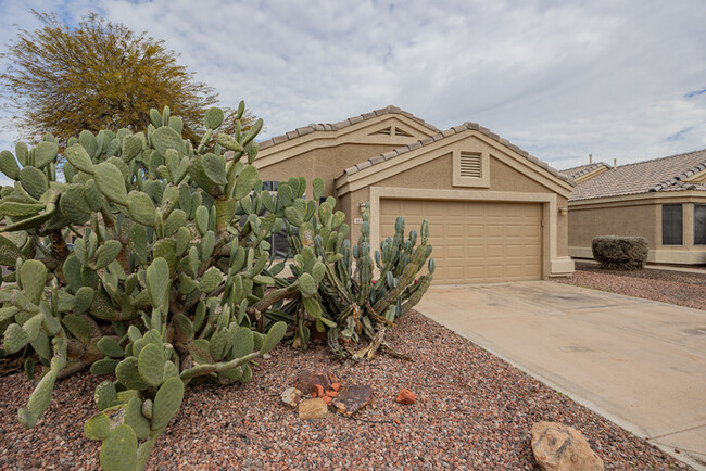 Building Photo - 1654 W GERONIMO ST, CHANLDER AZ