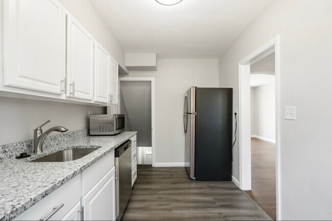 Foto del edificio - 1344 Walker Ave