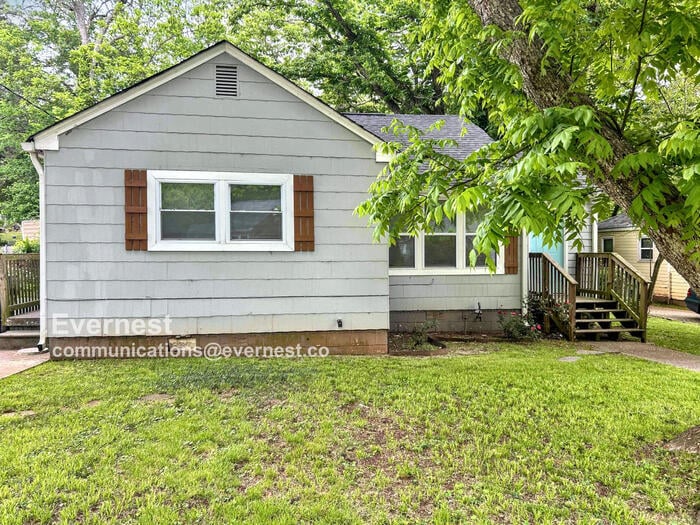 Primary Photo - 2228 Jernigan Dr SE