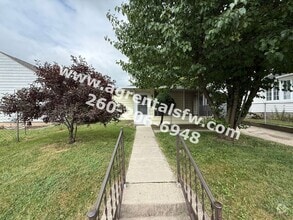 Building Photo - 2131 Cozy Ct