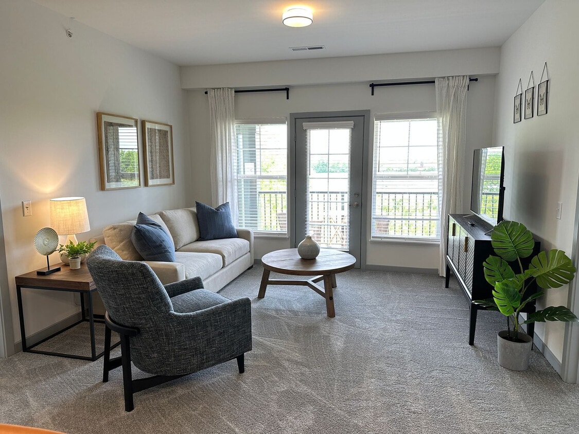 Foto principal - 5102 Aldersgate Dr