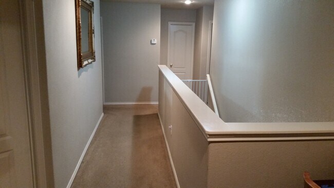 Building Photo - 9310 Albany Dr