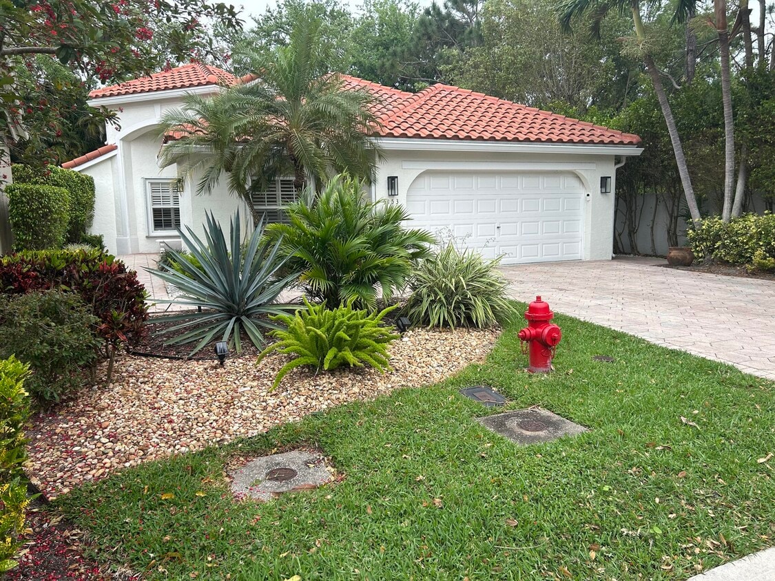 Primary Photo - 5153 Brookview Dr