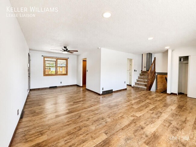 Foto del edificio - 2201 Greenwich Cir W