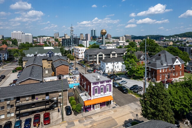 The Fort Sanders neighborhood is full of beautiful scenery and landscapes.