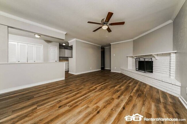 Foto del edificio - Newly renovated spacious 3 bed/2 bath, wit...