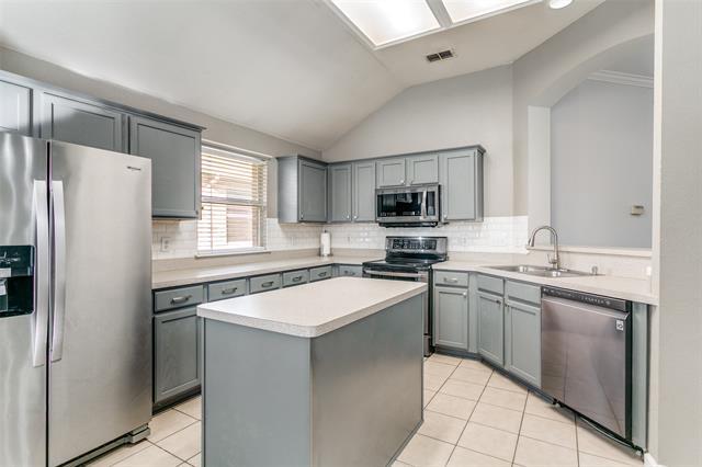 Building Photo - 2408 Graystone Ln