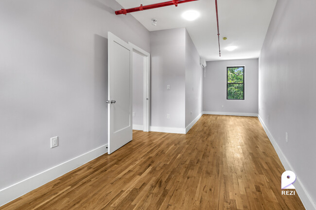 Building Photo - 1428 Franklin Ave
