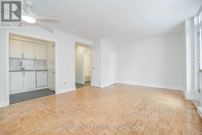 Photo du bâtiment - 55 Isabella St