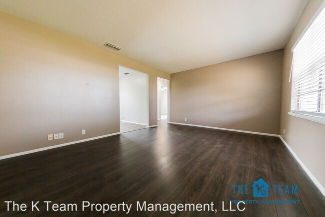 Foto del edificio - 2 br, 1 bath House - 5657 Struthers Court