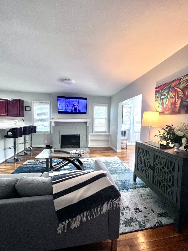 Building Photo - 188 Pomona Ave