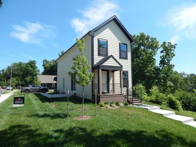 Foto del edificio - 4339 Virginia Ave