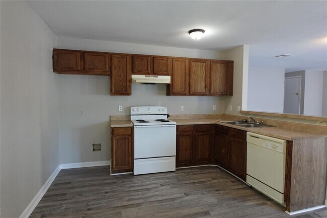 Foto del edificio - 7806 Beckley St